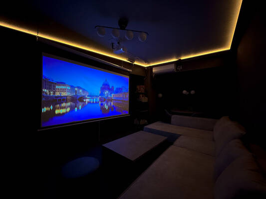 シェアスペcinema渋谷-1