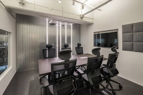 【BRIDGEX workplace】6名ミーティングルームB-1