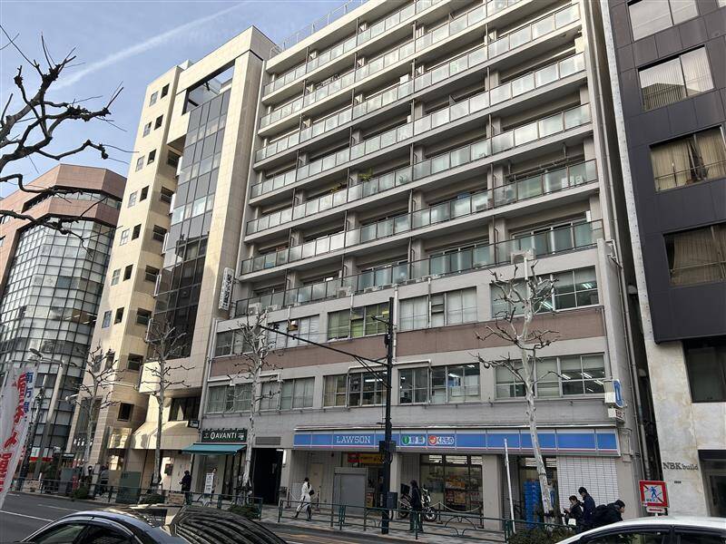 I.D.HEART内打ち合わせルームD-8