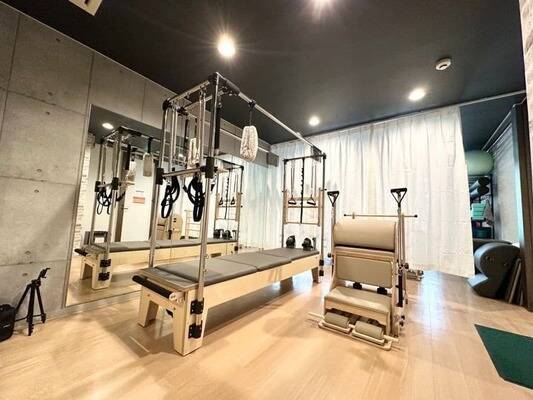 レンタルピラティススタジオAivic新宿【Bスペース】-2