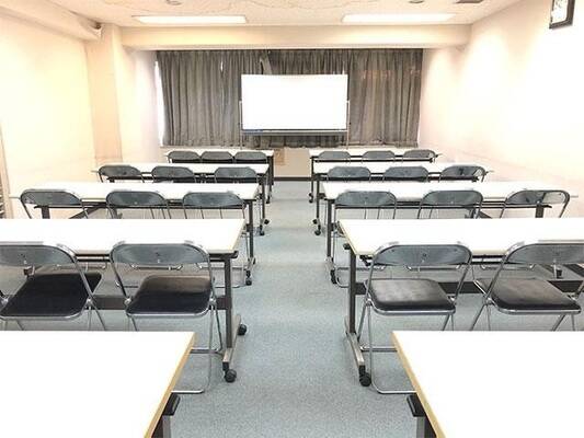 横浜セネックス Ｃ会議室-1