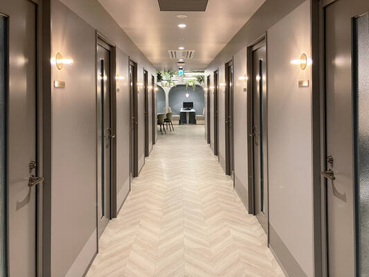 H1T新大阪 ROOM W 10-3