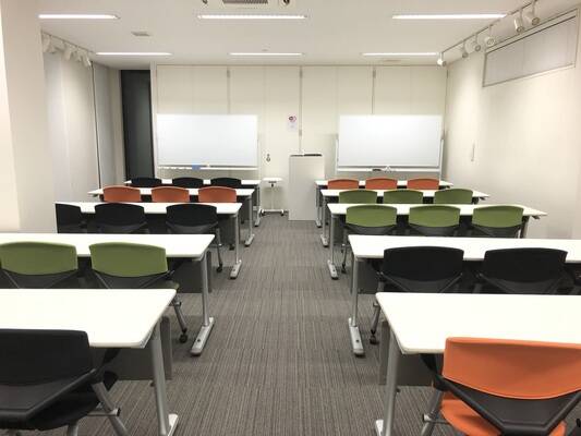 馬車道駅前 加瀬の貸し会議室 Room2-2
