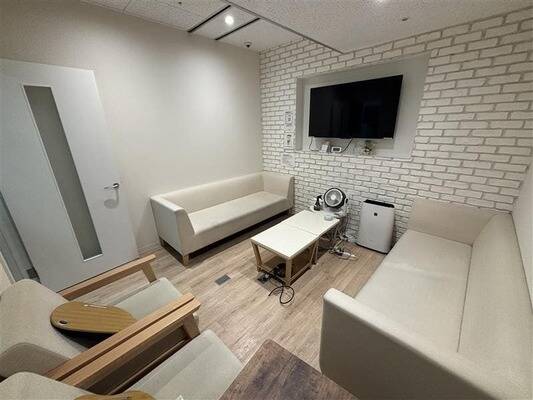 STAYUP横浜 応接室-2