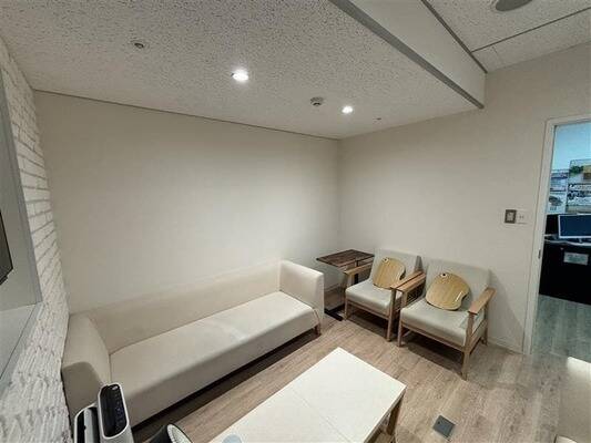 STAYUP横浜 応接室-3