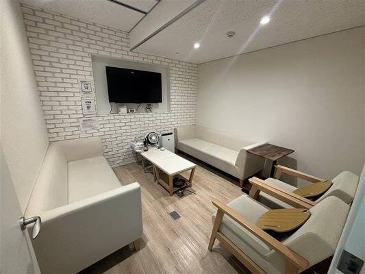 STAYUP横浜 応接室-1