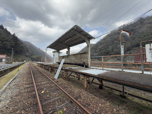 江の川鐵道（作木口駅）-1