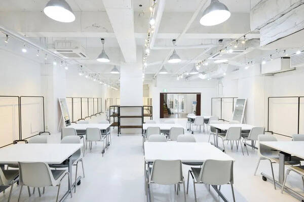 drapeau ANNEX A&B会場-1