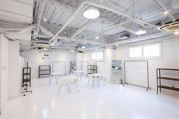 drapeau MINAMI SENBA スペース２-1