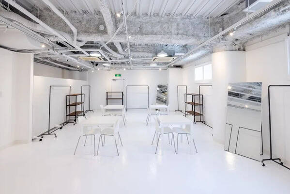 drapeau MINAMI SENBA スペース２-3