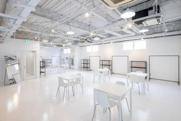 drapeau MINAMI SENBA スペース１-3