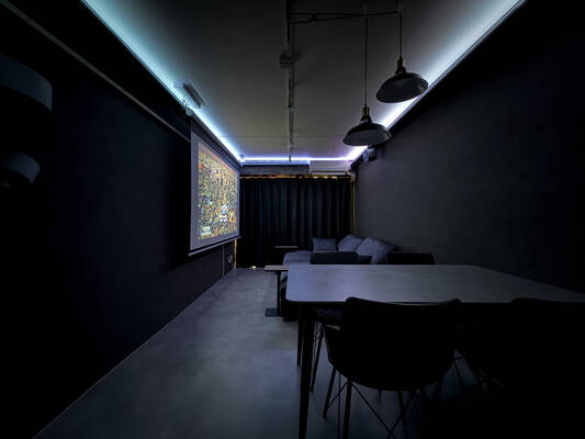 シェアスペcinema池袋-1