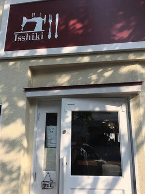 【最大18名】ソファとテーブル、完全個室-3