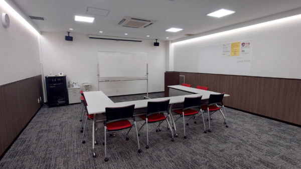 ニュー共栄ビル(大阪梅田)「地下レンタルスペース＆大会議室」-2