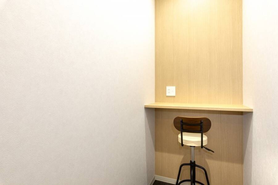 BIZcomfort町田 1名用完全個室WEB会議ルームA-2