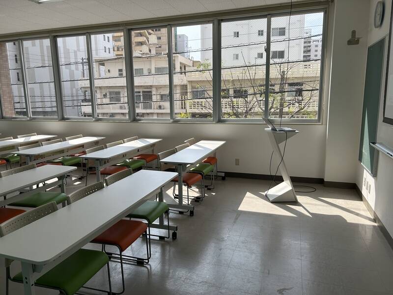 みんなの貸会議室　那覇東町店-29