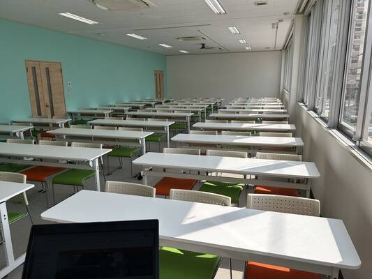 みんなの貸会議室　那覇東町店-3