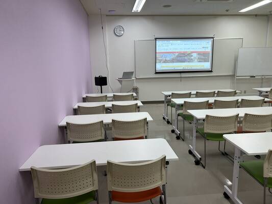 みんなの貸会議室　那覇東町店-3