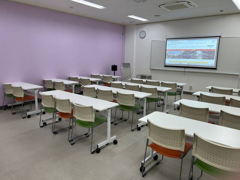 みんなの貸会議室　那覇東町店-11