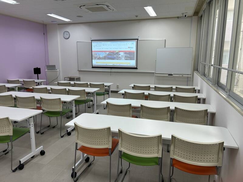 みんなの貸会議室　那覇東町店-28
