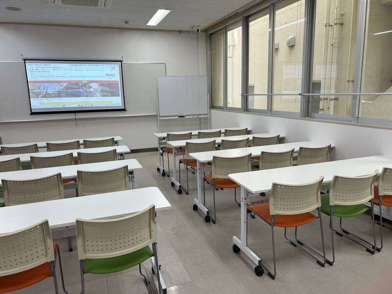 みんなの貸会議室　那覇東町店-5