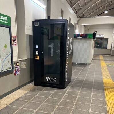 新三郷駅改札外-2