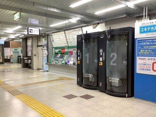 昭島駅改札外-2