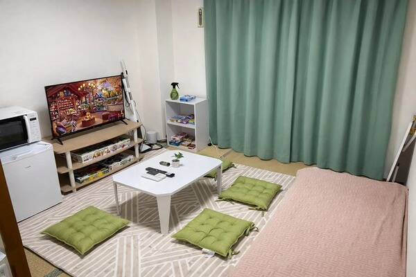 京橋駅徒歩4分！繋がる・進む・決まる。高速Wi-Fi完備の会議室-1