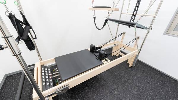 レンタルピラティススタジオAivic池袋南口-3