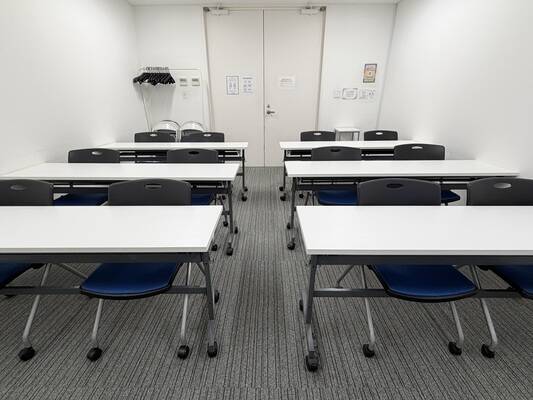fabbit 大阪本町 セミナールーム-1