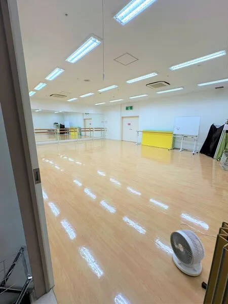【レンタルスペース】【スペイシー】貸会議室 八事駅 25名の画像