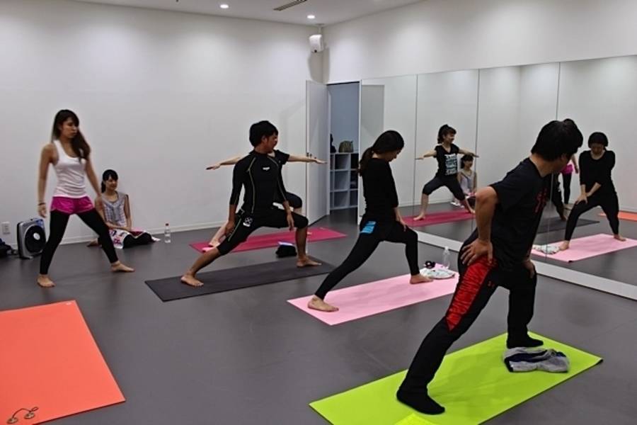 【地下鉄空港線 中洲川端駅直結ゲイツ8階 】気軽に利用できる多目的レンタルスペース　01スタジオ